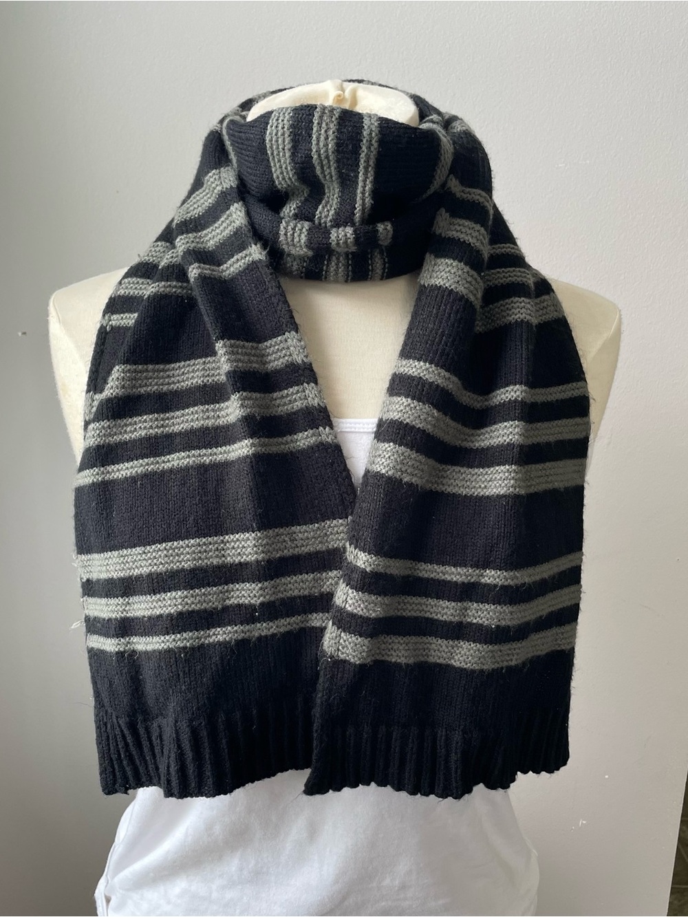 isotoner Black and Gray Striped Knit Scarf for Unisex